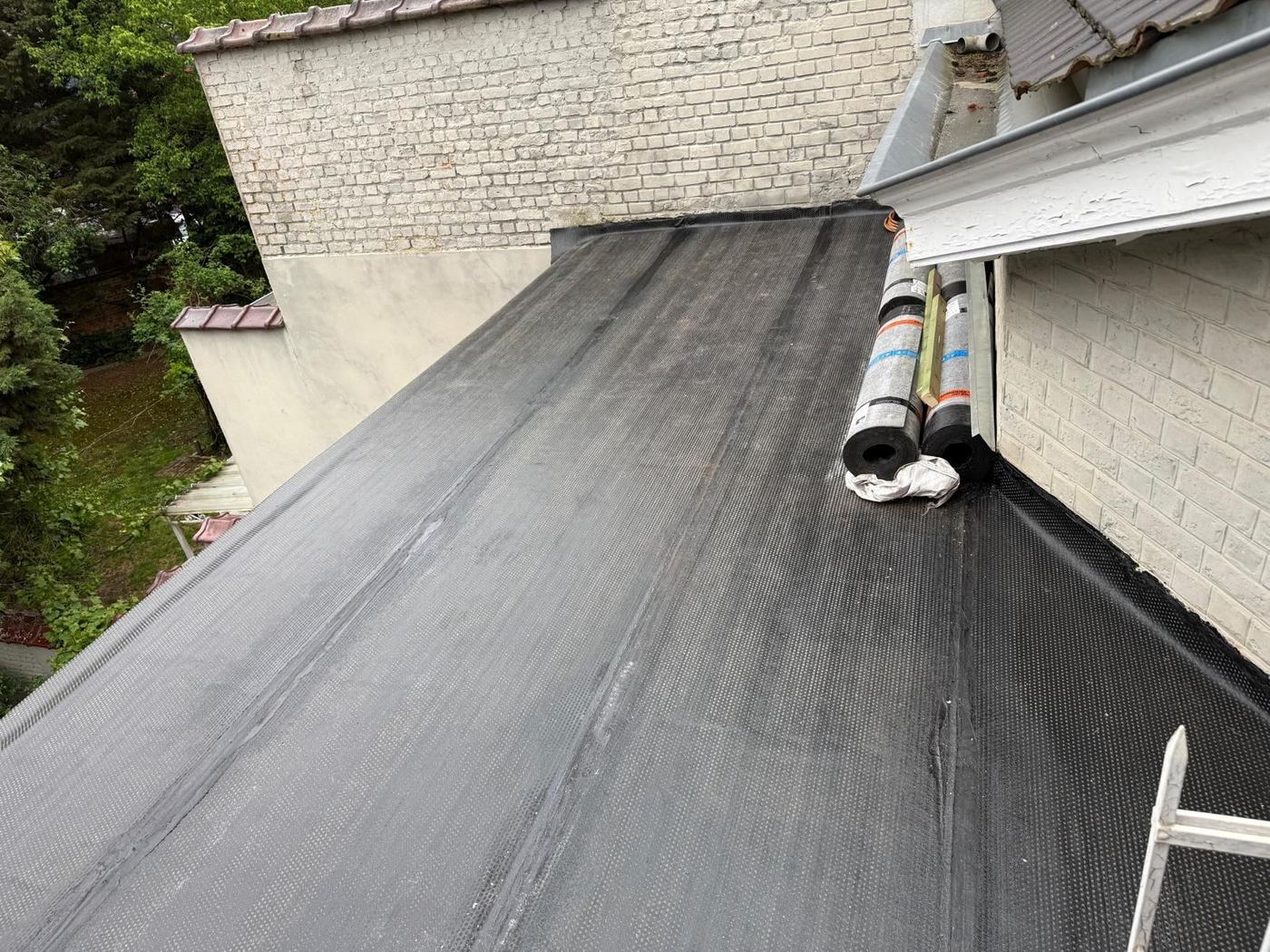 Chantier isolation & étanchéité — Toiture Lecloux